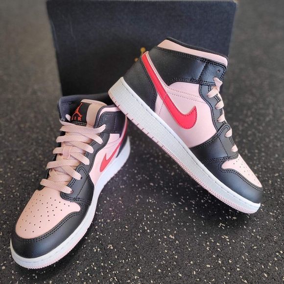 Nike Air Jordan 1 Mid GS Black Pink Crimson Atmosphere Size 6Y (Women’s 7.5) - Picture 5 of 12